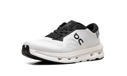 Cloudzone WMNS "Ice Black"