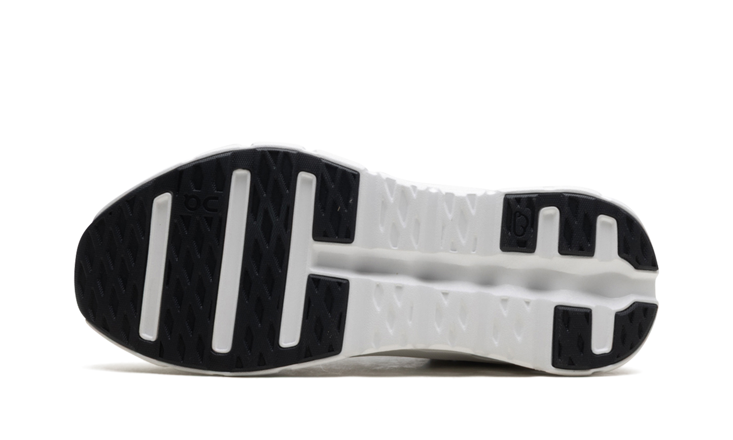 Cloudtilt "Black | Ivory"