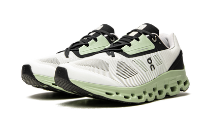 Cloudstratus "White Black Sage"