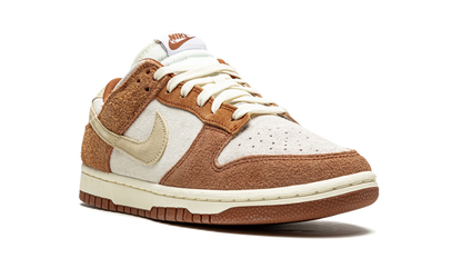 Dunk Low Medium Curry