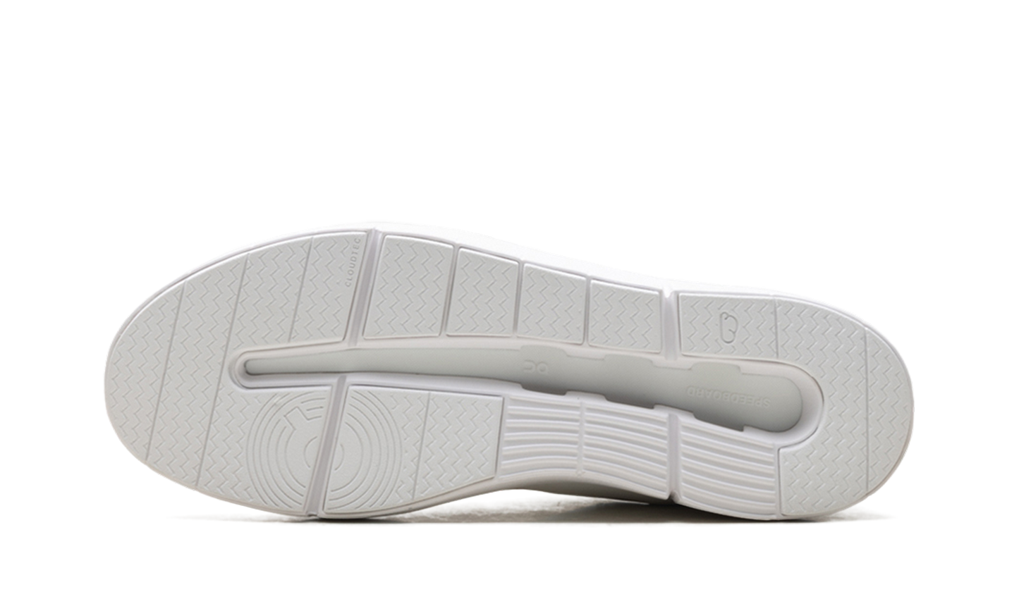 THE ROGER Advantage WMNS "All White"