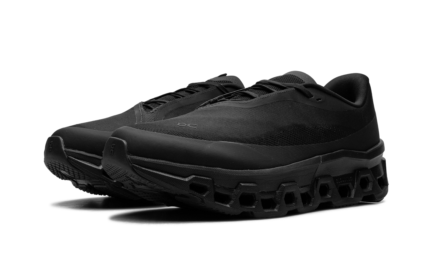 Cloudmonster "POST ARCHIVE FACTION - Black Magnet"