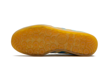 Gazelle IndoorSemi Blue Burst Almost Yellow