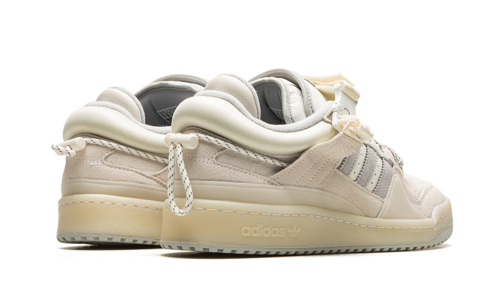 Forum Bad Bunny Buckle