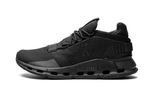 CLOUDNOVA WMNS "BLACK / ECLIPSE"