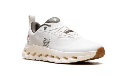 Cloudtilt 2 "LOEWE White Khaki"