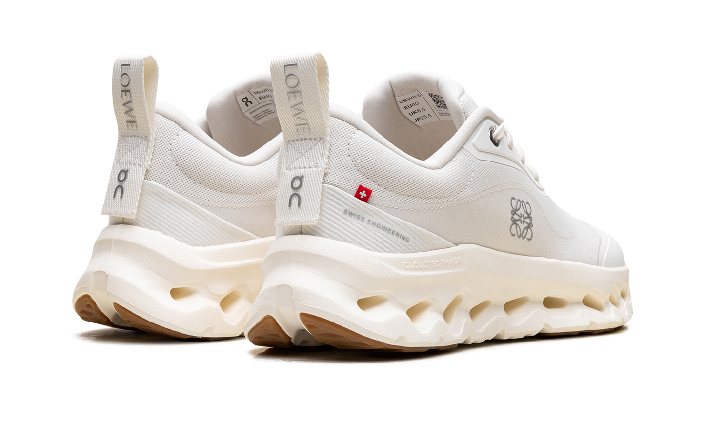 Cloudtilt 2 WMNS "LOEWE All White"