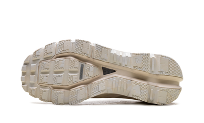 Cloudventure 2 WMNS "LOEWE Eggshell"