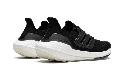Ultraboost  21 Black White