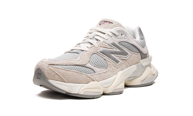 9060 Lunar Timberwolf Grey