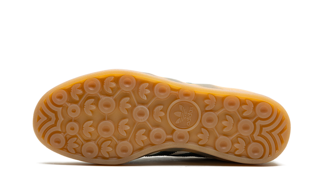 Gazelle Indoor Cream White Green Gum