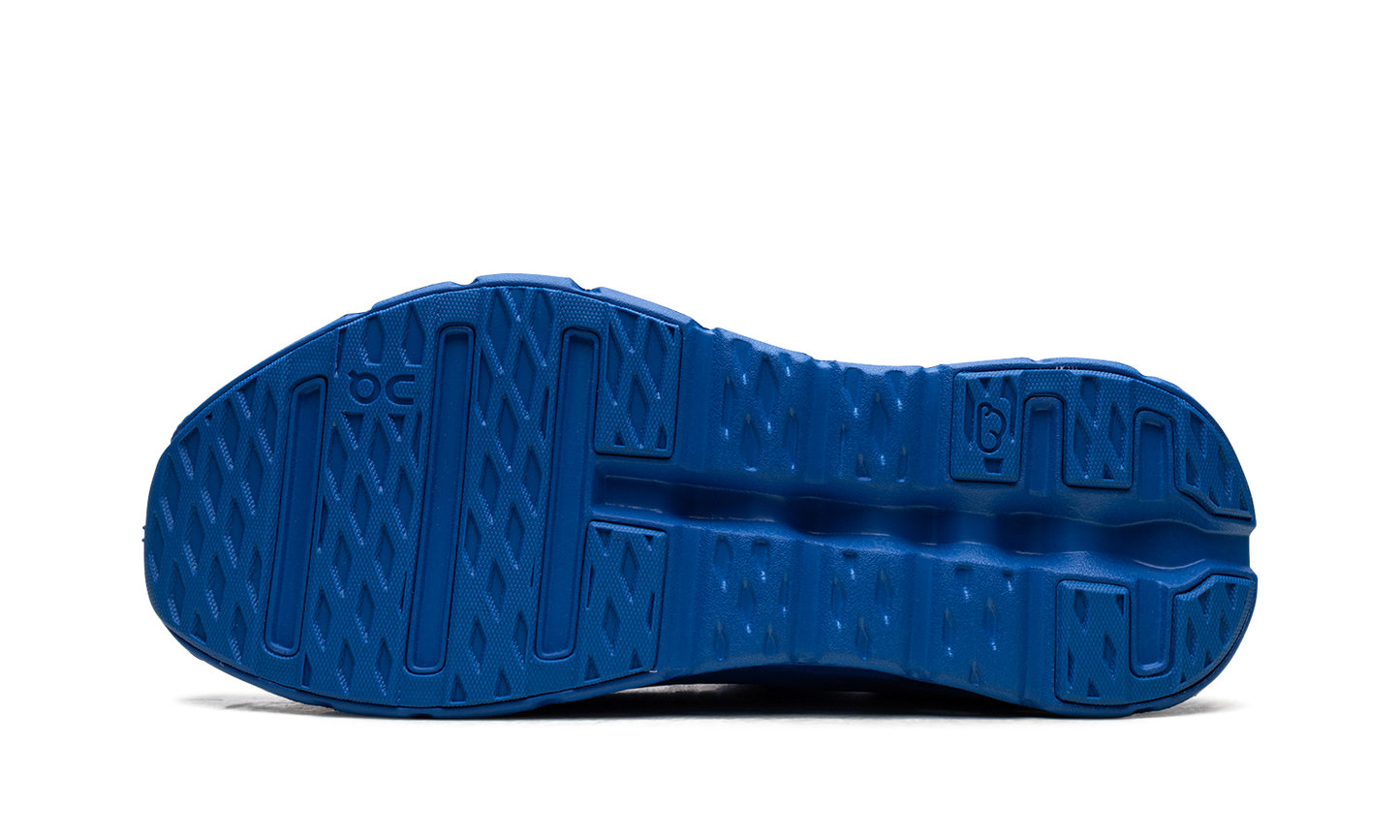 Cloudtilt "LOEWE - Blue"