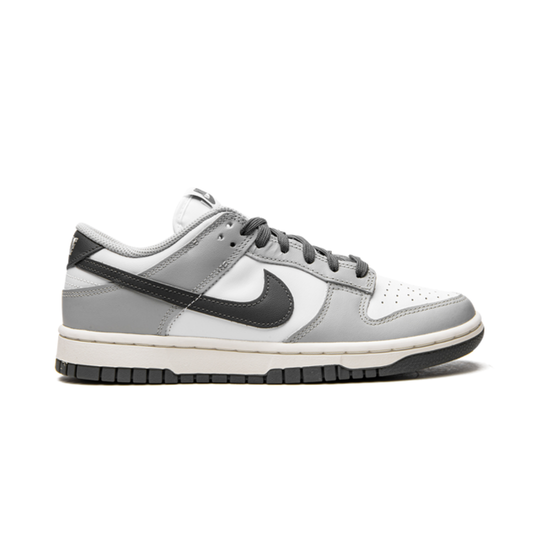 Dunk Low Light Smoke Grey