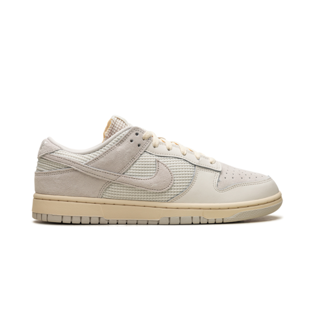 Dunk Low Light Bone