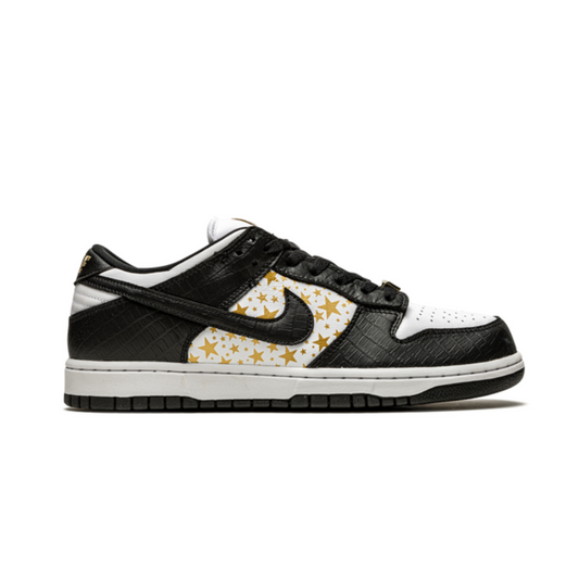 SB Dunk Low  Stars Black