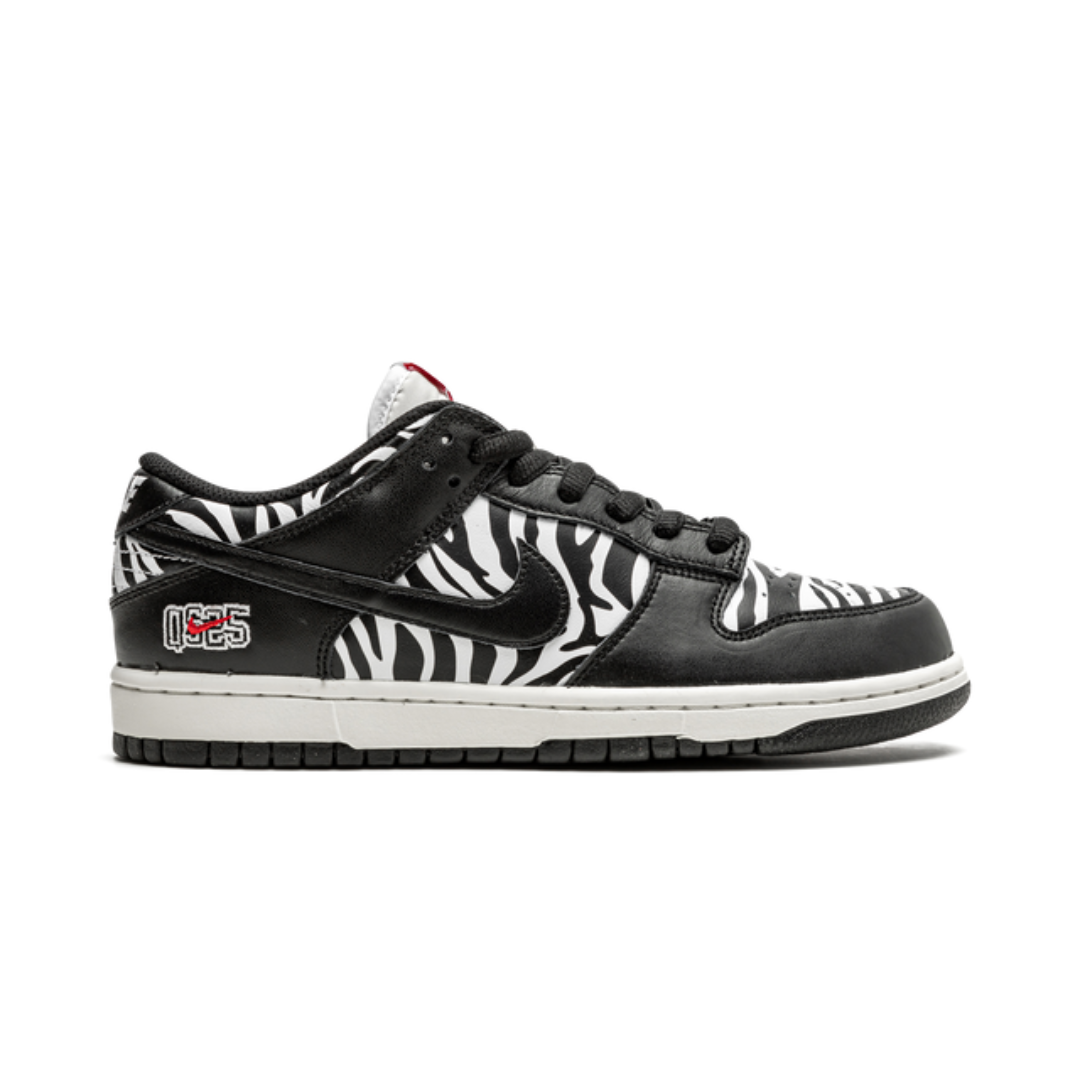 SB Dunk Low Quartersnacks Zebra