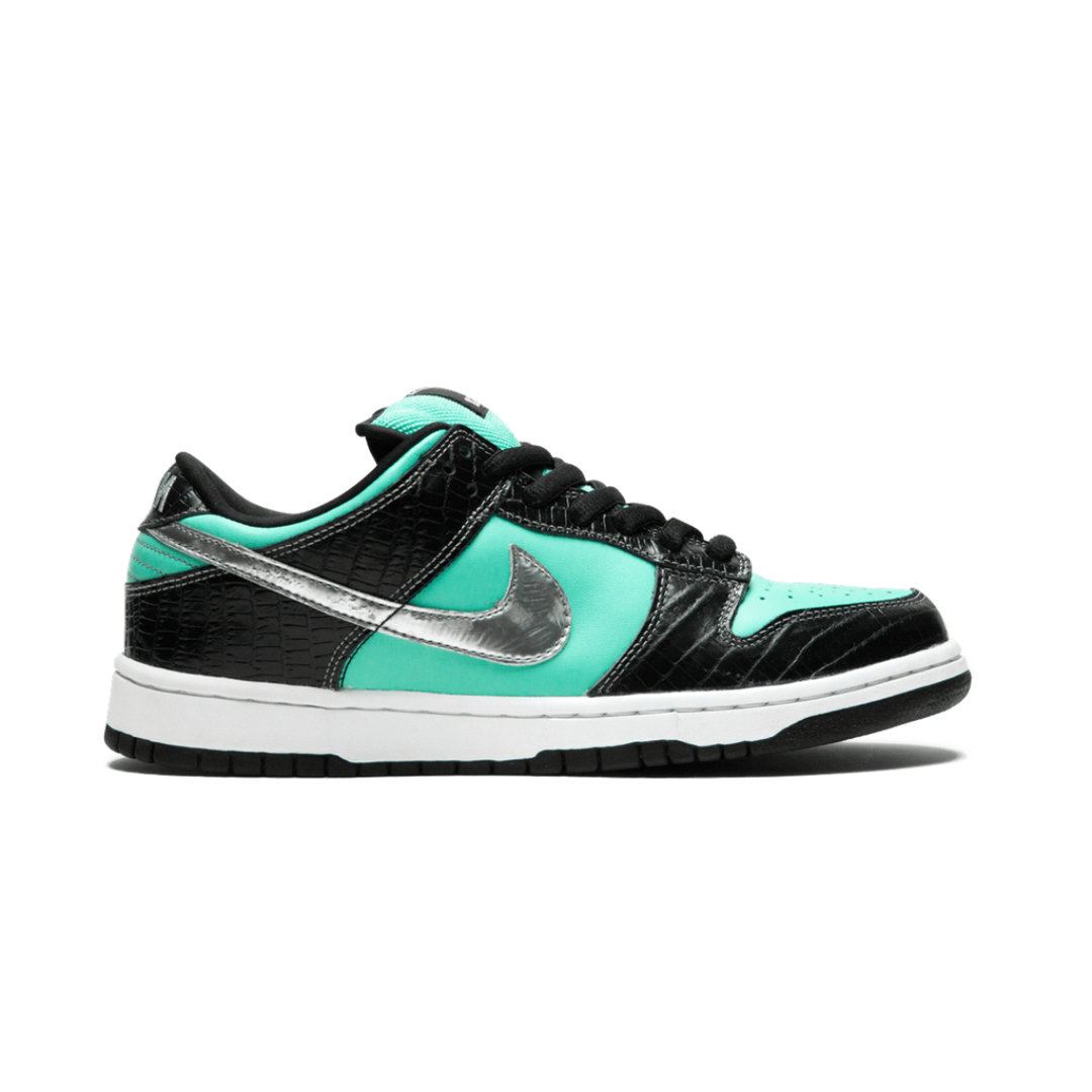 SB Dunk Low Diamond Supply Co. Aqua Blue