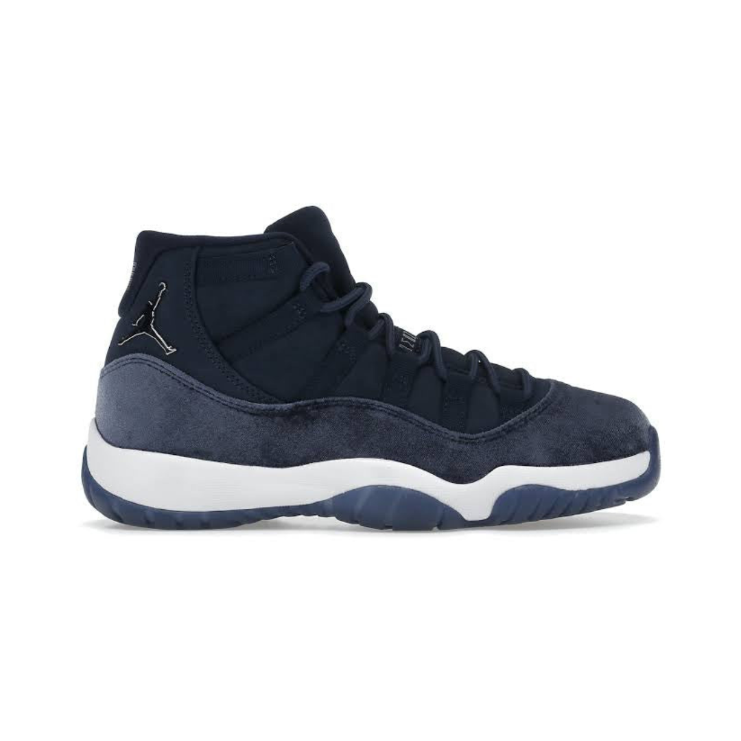 11 Retro Midnight Navy