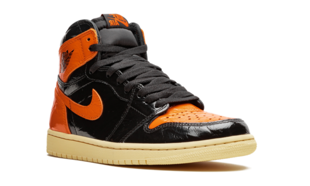 1 Retro High Shattered Backboard 3.0