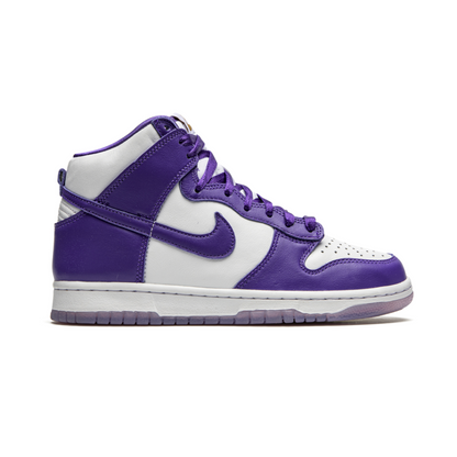 Dunk High Varsity Purple