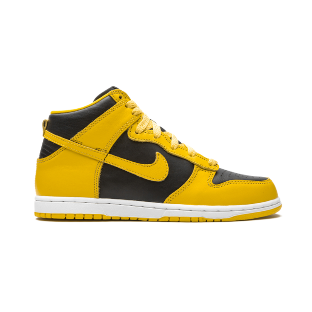 Dunk High Varsity Maize