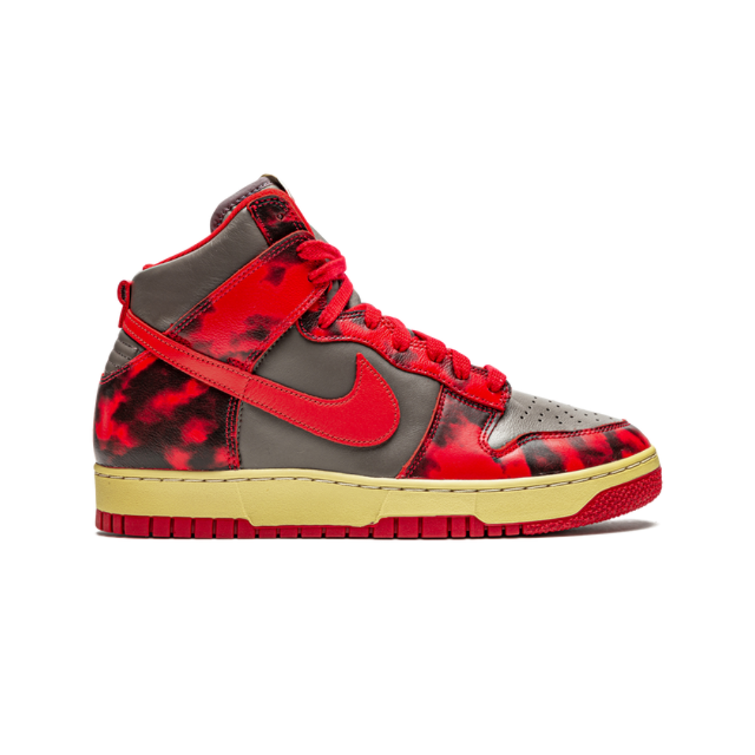 Dunk High Red Acid Wash