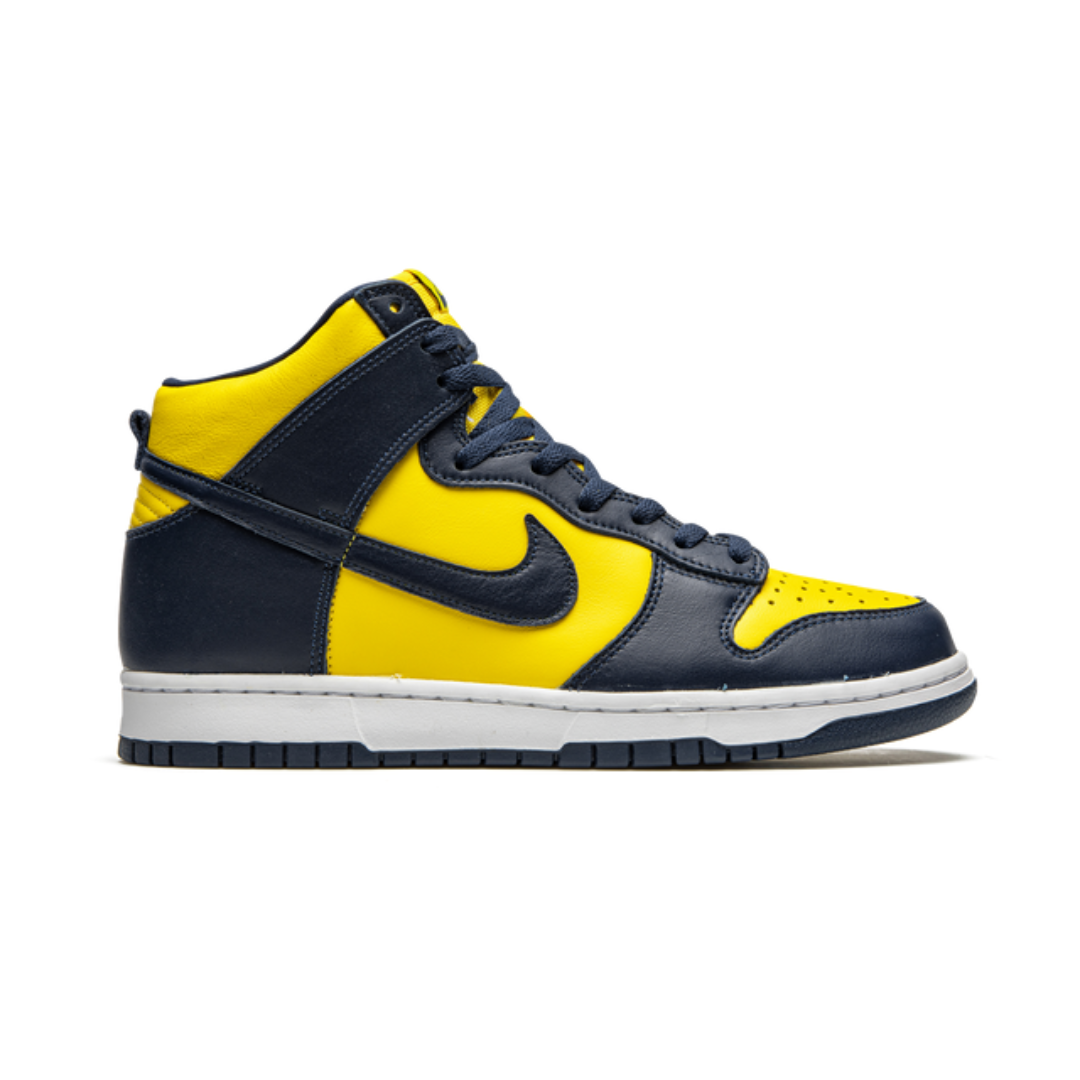Dunk High Michigan