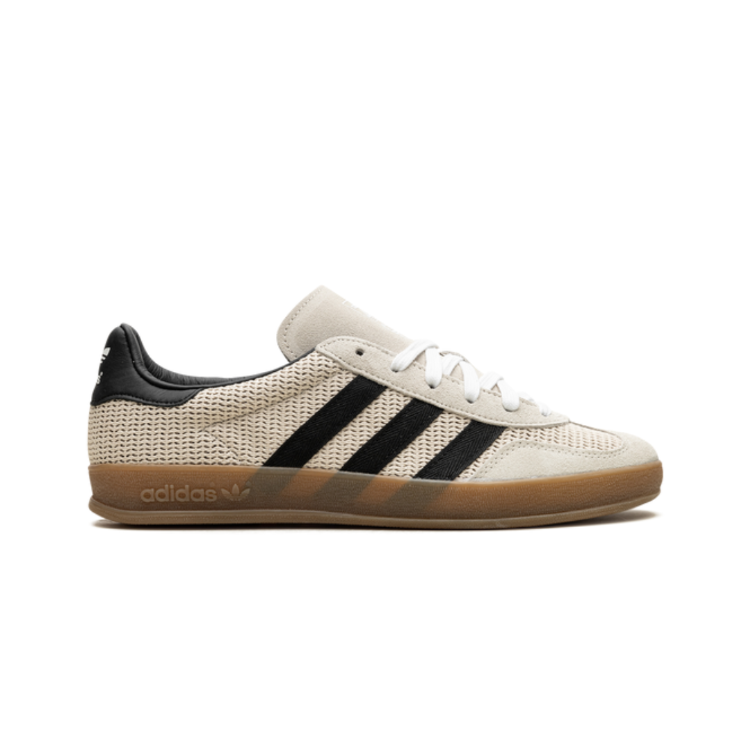 Gazelle Indoor Aluminum Core Black