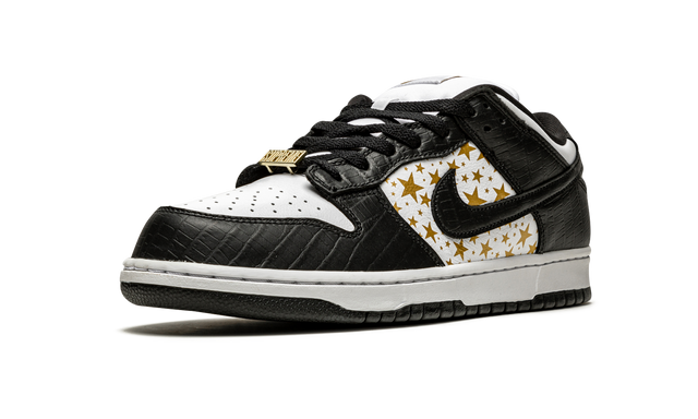 SB Dunk Low  Stars Black