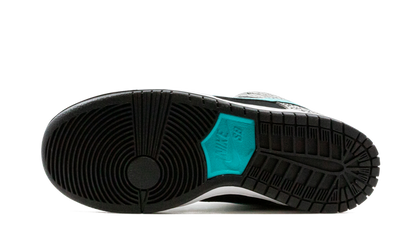 SB Dunk Low Atmos Elephant