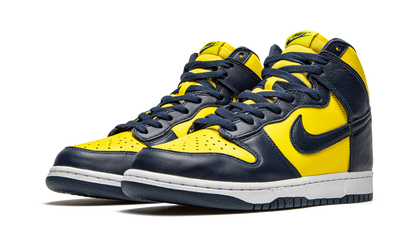 Dunk High Michigan