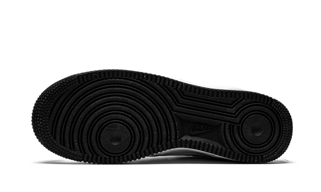 1 Low Contrast Stitch White Black