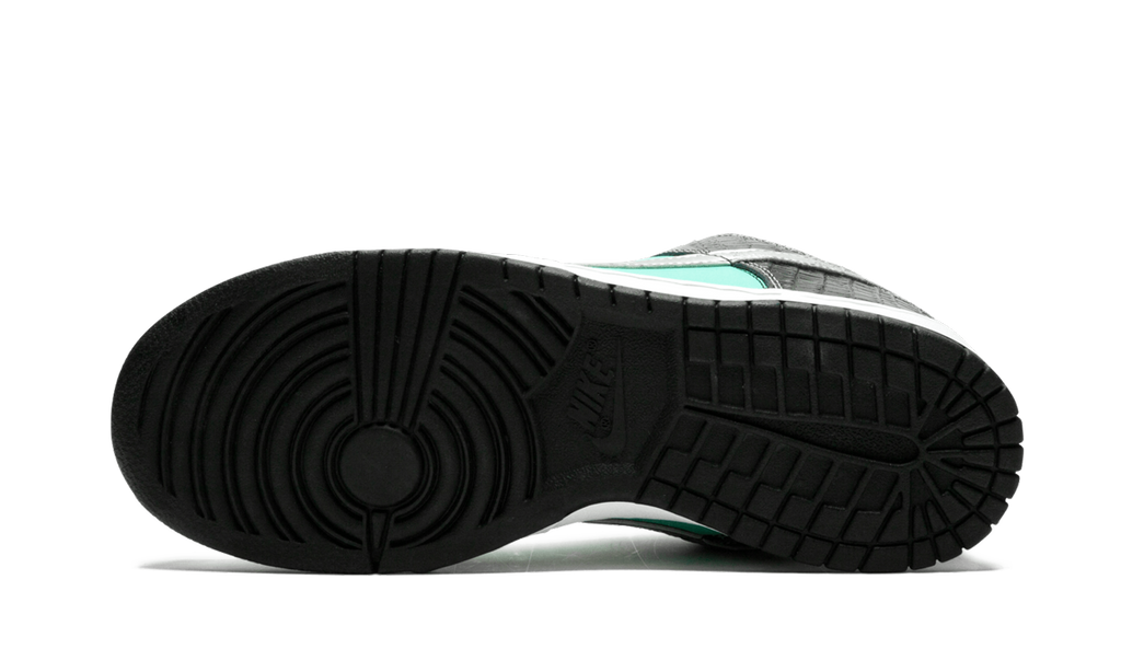 SB Dunk Low Diamond Supply Co. Aqua Blue