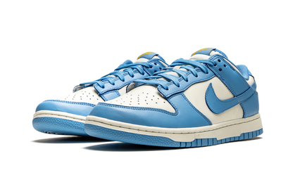 Dunk Low Coast