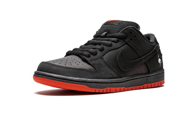 SB Dunk Low Black Pigeon