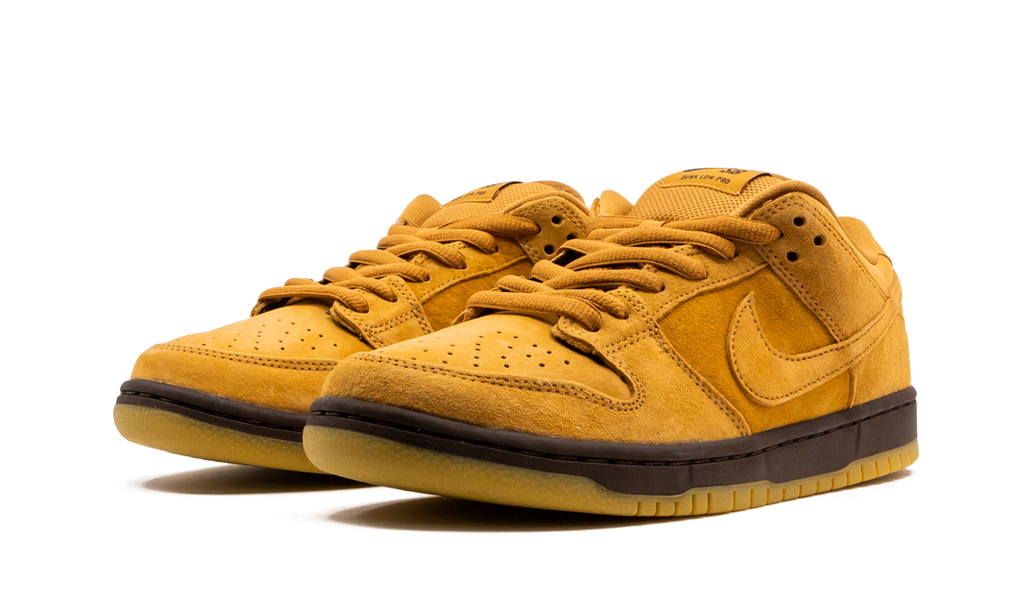 SB Dunk Low Wheat