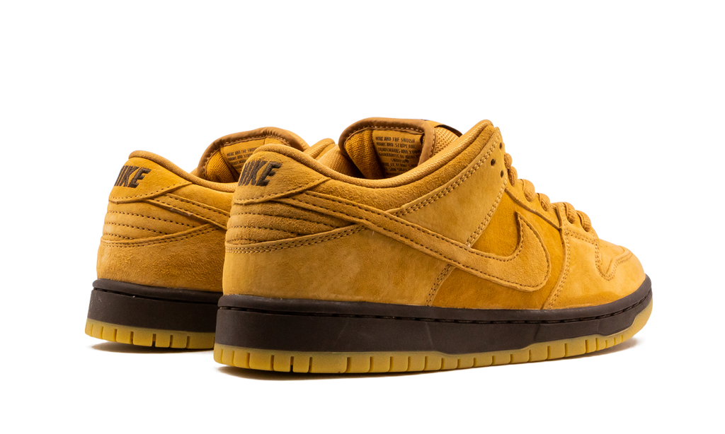 SB Dunk Low Wheat