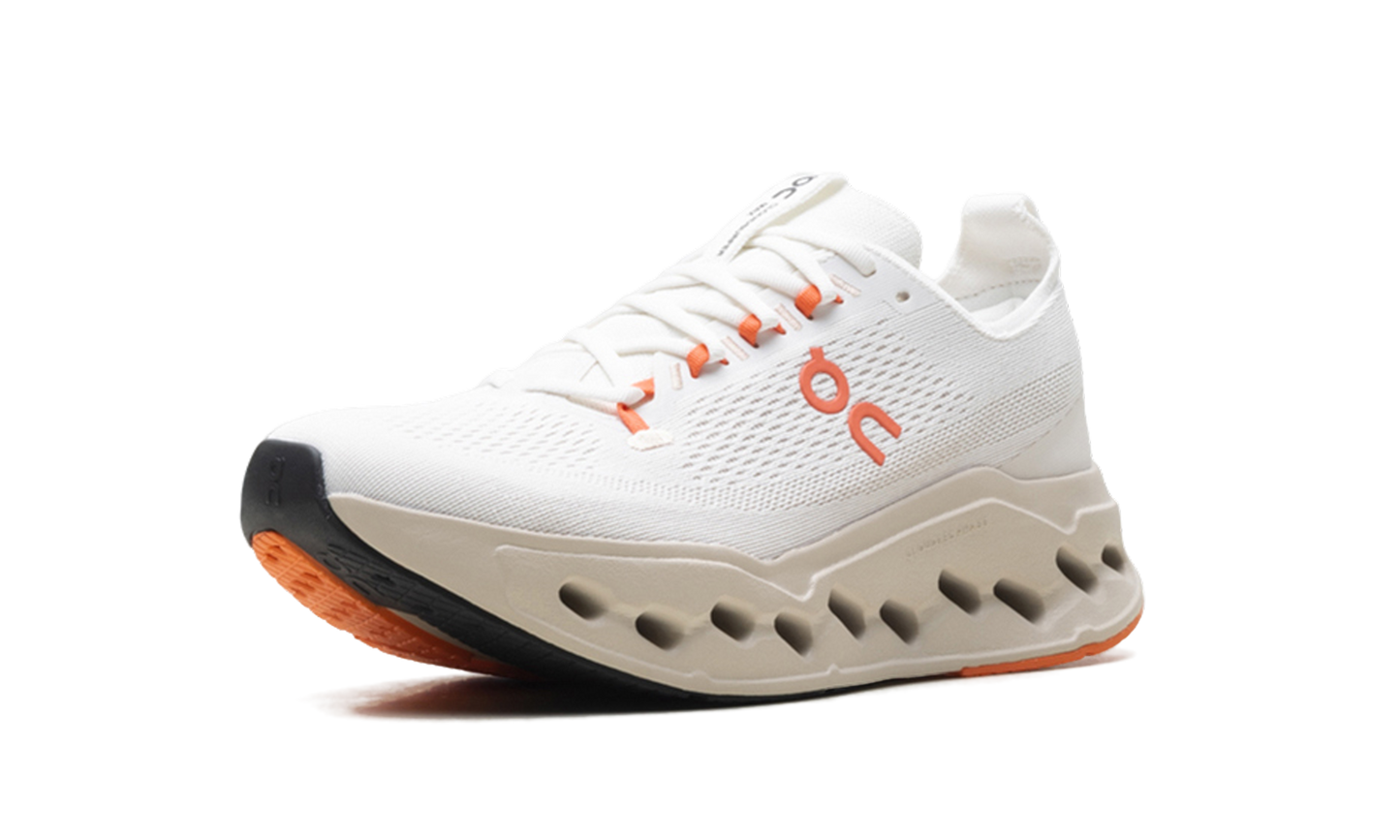 Cloudsurfer Max WMNS "Ivory / Salmon"