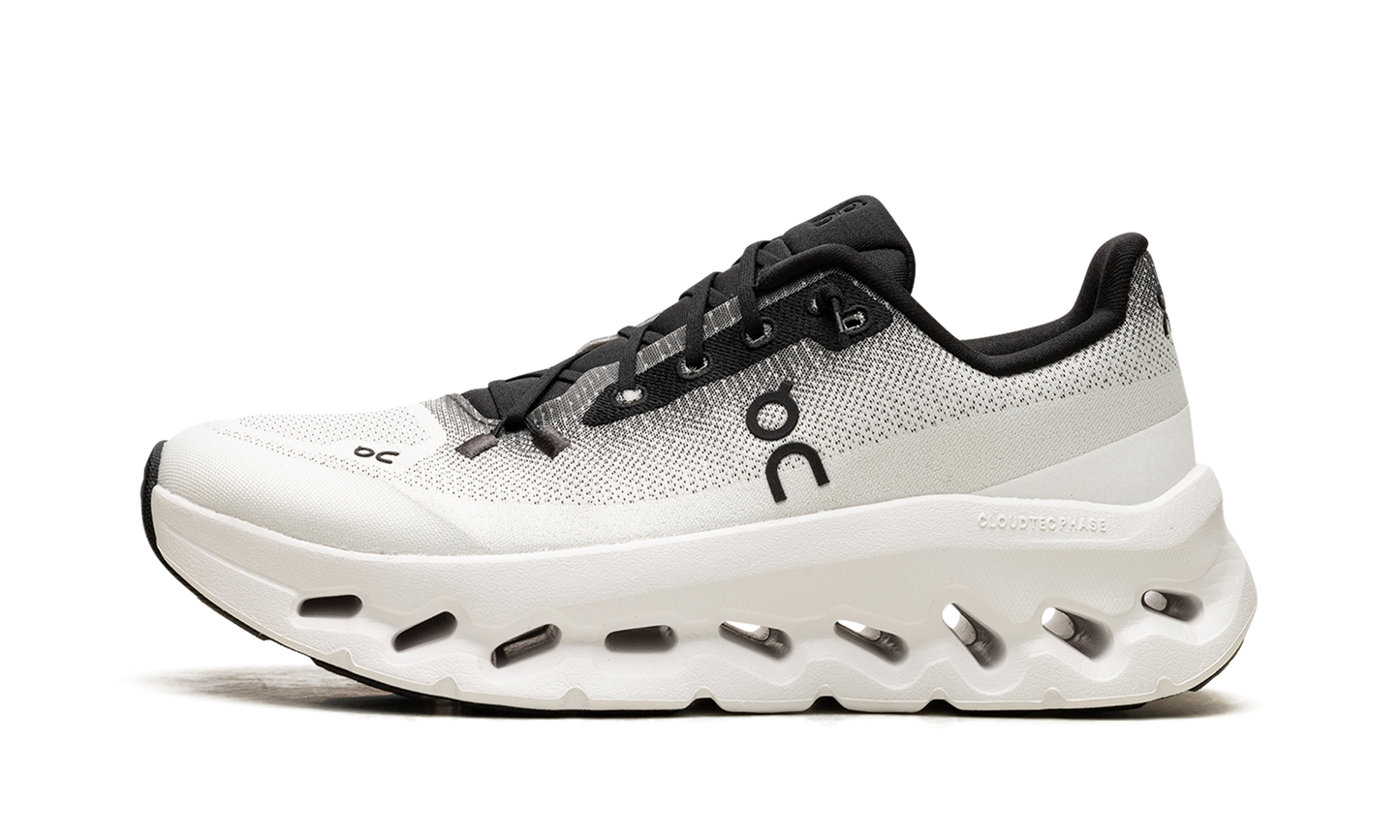 Cloudtilt WMNS "Black/Ivory"