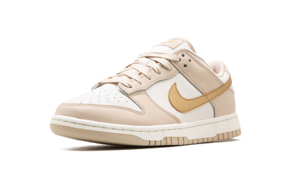 Dunk Low Phantom Metallic Gold