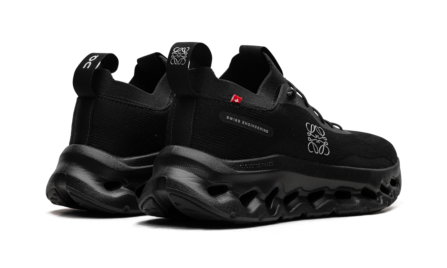 Cloudtilt WMNS "LOEWE All Black"