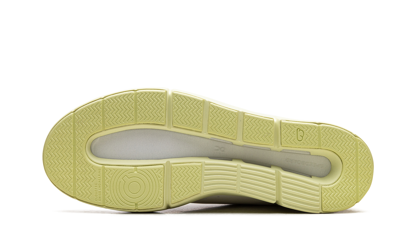 The Roger Advantage "White/Hay"