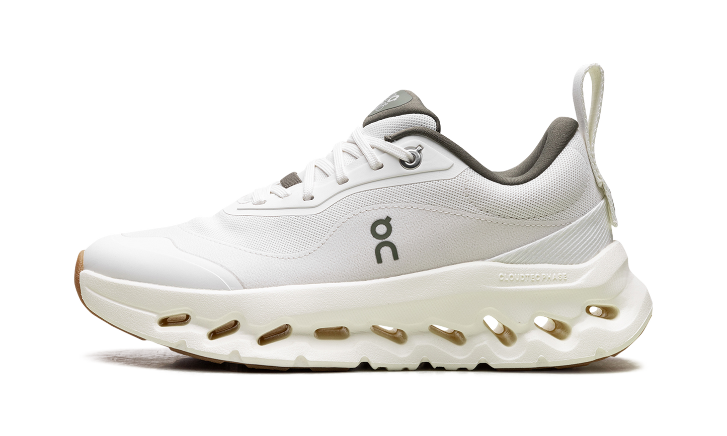Cloudtilt 2 WMNS "LOEWE - White Khaki"