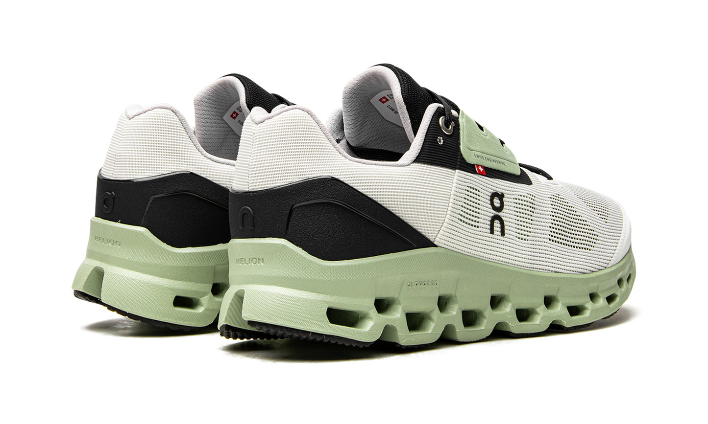 Cloudstratus "White Black Sage"