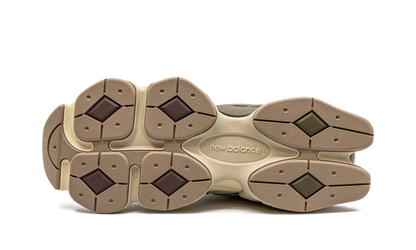 9060 Grey Matter Timberwolf