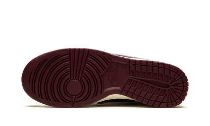 Dunk Low Premium Valentine's Day