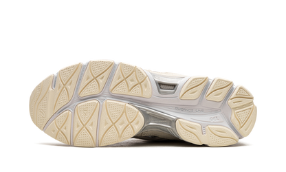 Gel-NYC White Oyster Grey