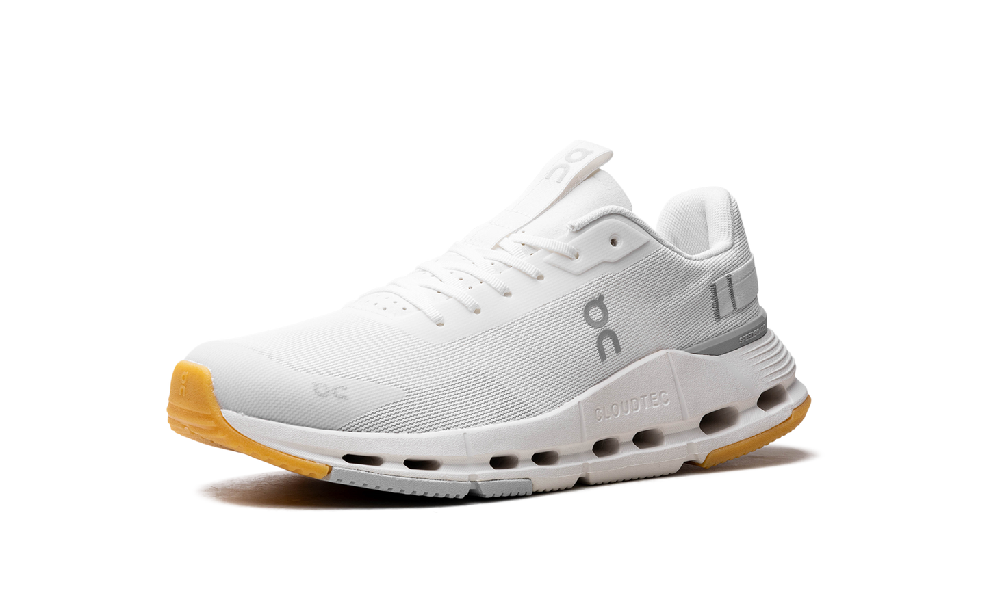 Cloudnova Form 2 WMNS "White Ivory"