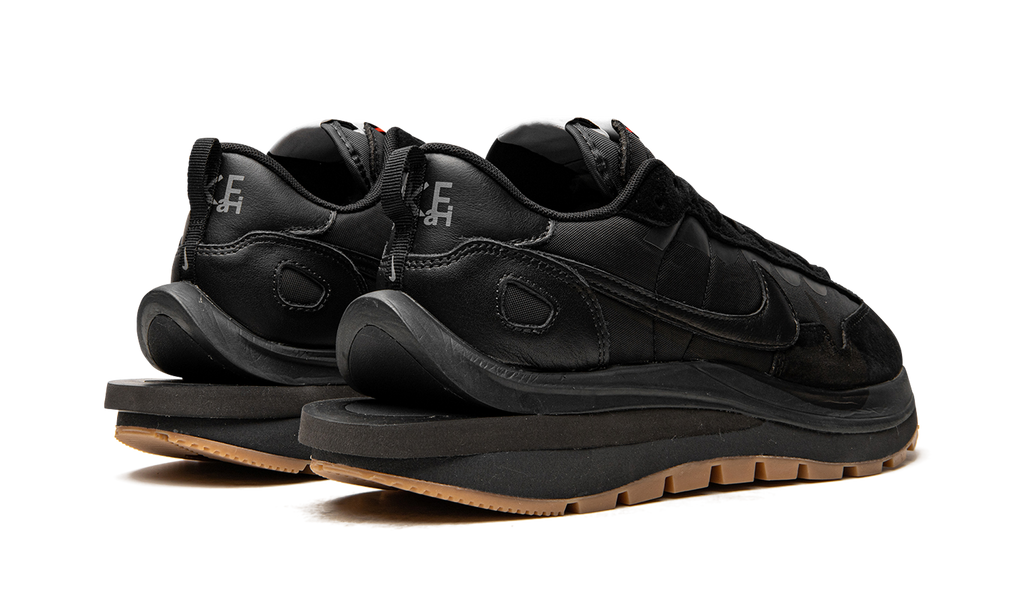 Vaporwaffle Sacai Black Gum