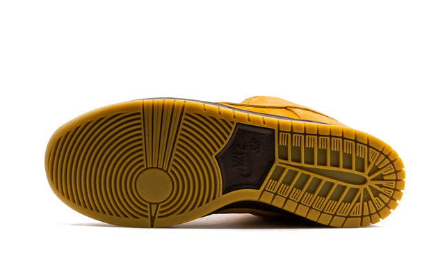 SB Dunk Low Wheat